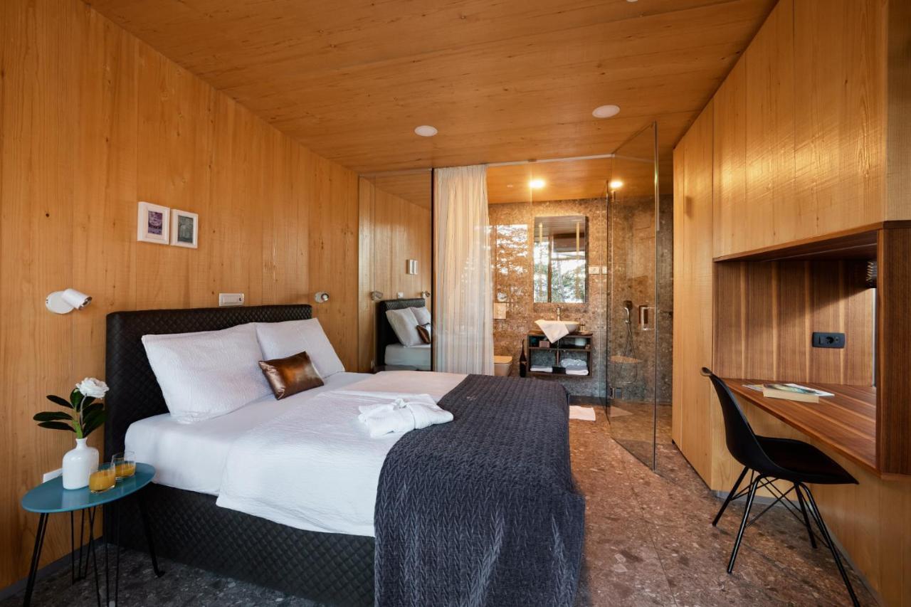 Theodosius Forest Village - Glamping In Vipava Valley Buitenkant foto